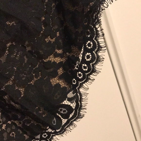 Strapless black lace mini dress - Picture 3 of 6